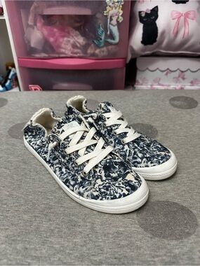 Roxy Bayshore Slip-On Sneakers - Blue Floral Size 7.5